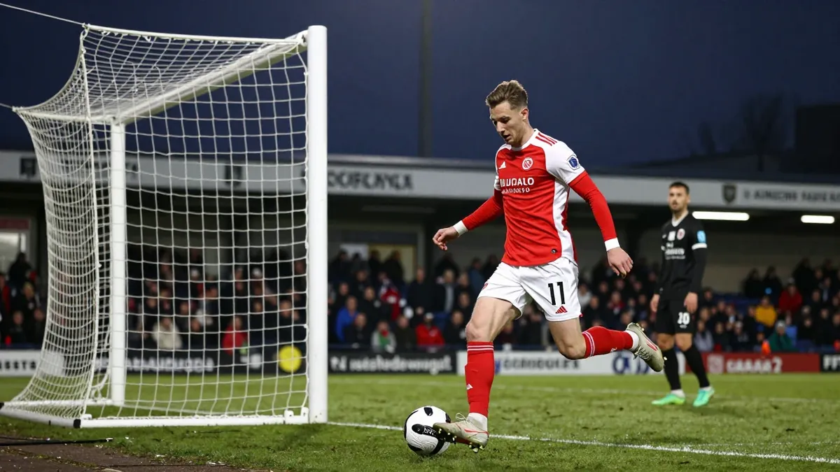 Swindon Town earns overdue home derby win with Aaron Drinan's stunner, now 14th in League Two