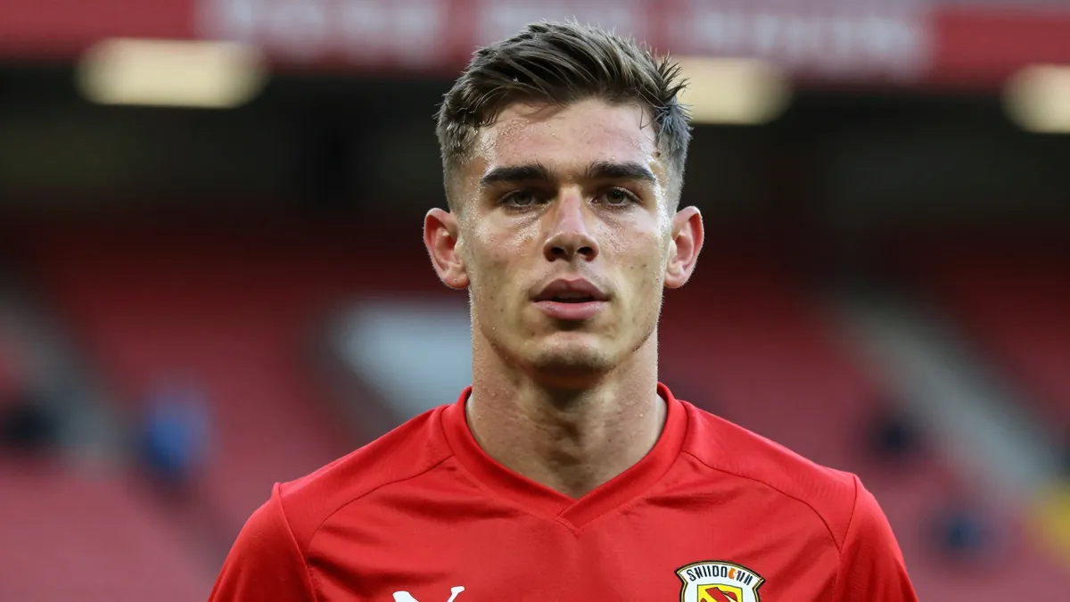 Swindon Town secure Northern Ireland youth international Sam Inwood on loan from Bolton, adding left-footed centre-back...